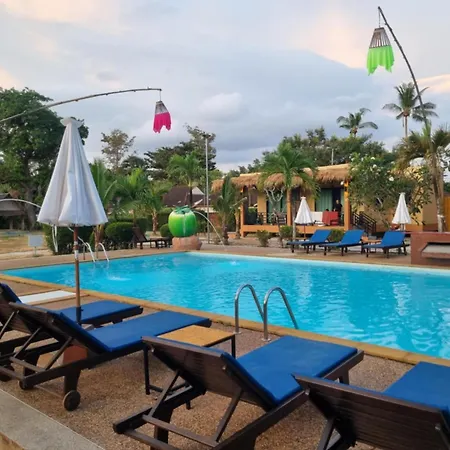 Sunny House Garden Hotel